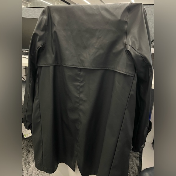 Herschel Rain Jacket - Picture 3 of 3